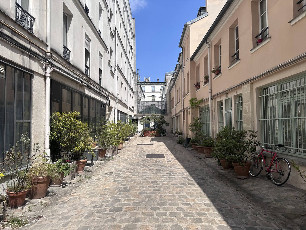 Appartement à PARIS-11E