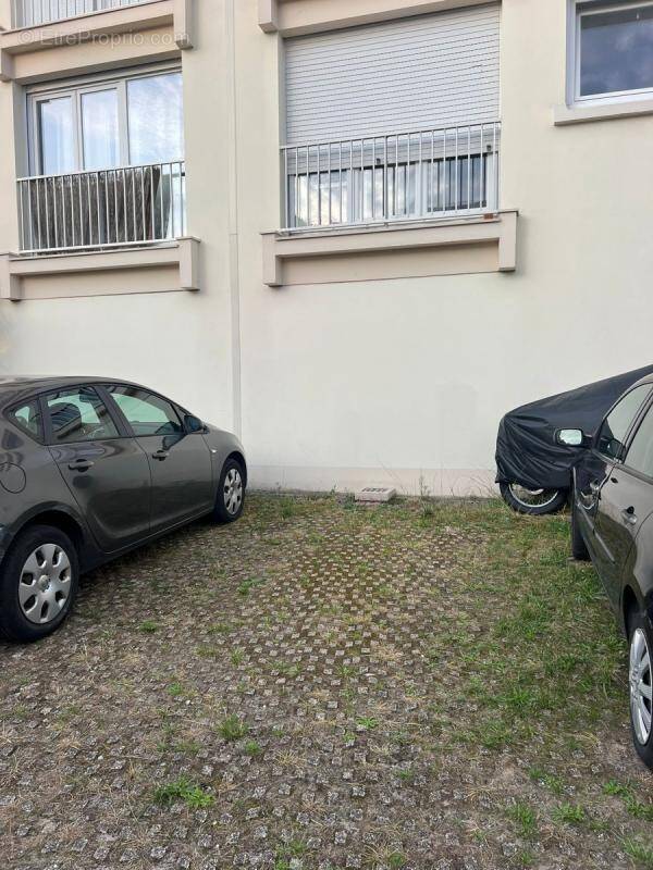 Parking à BORDEAUX