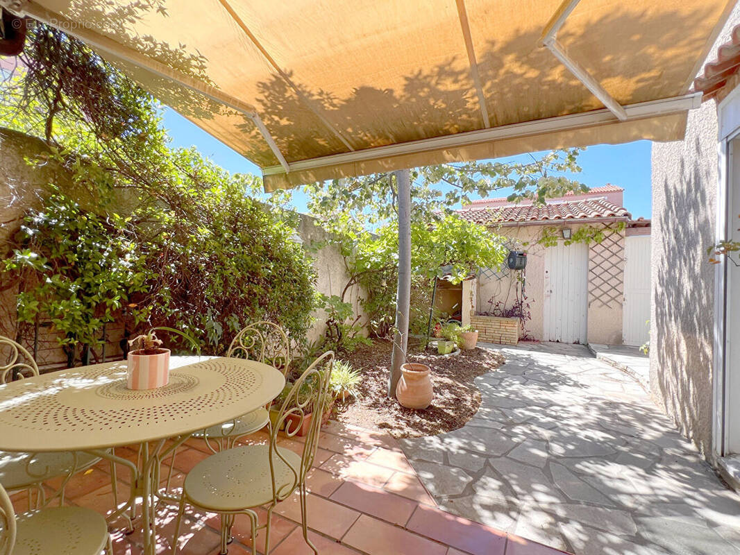 Maison à ROGNAC