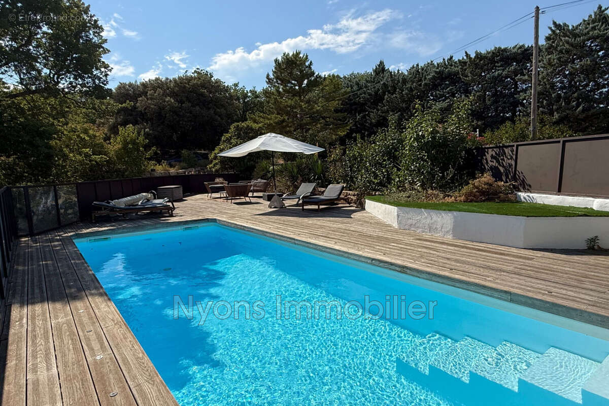 Maison 232 m² à Vinsobres  - photo 6