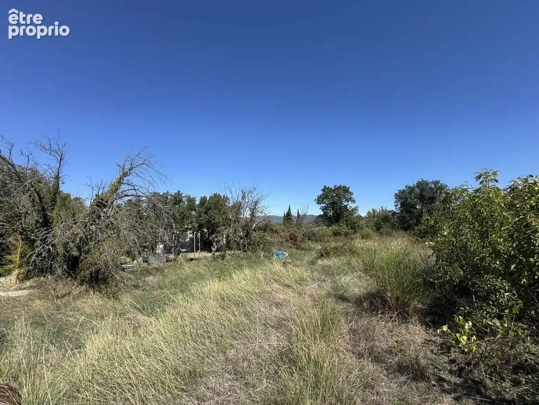 Photo Terrain à Vaison-La-Romaine au prix de 212 000€