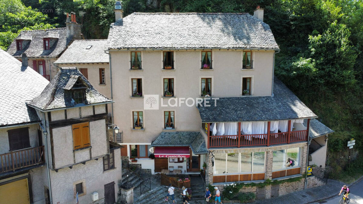 Appartement à CONQUES