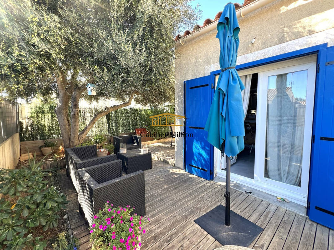 Maison à VIC-LA-GARDIOLE