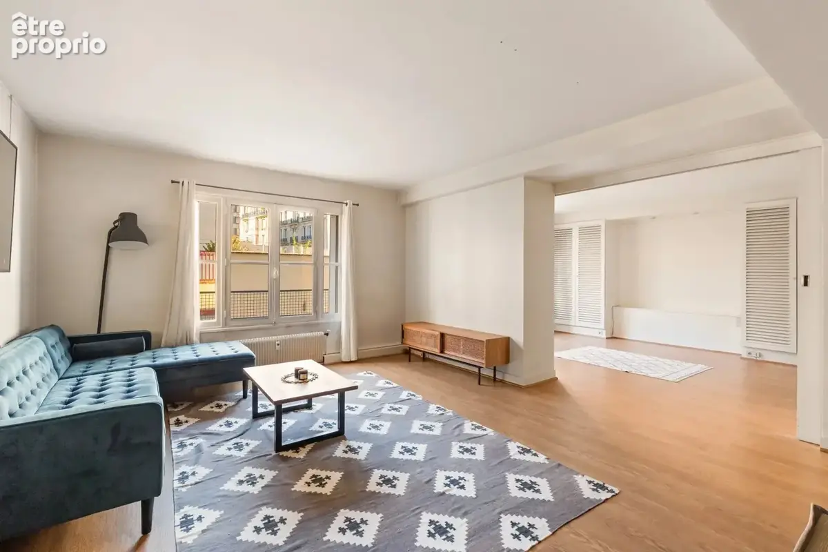 Paris 17e – Wagram – Appartement de deux pièces aux beaux volumes - photo 4