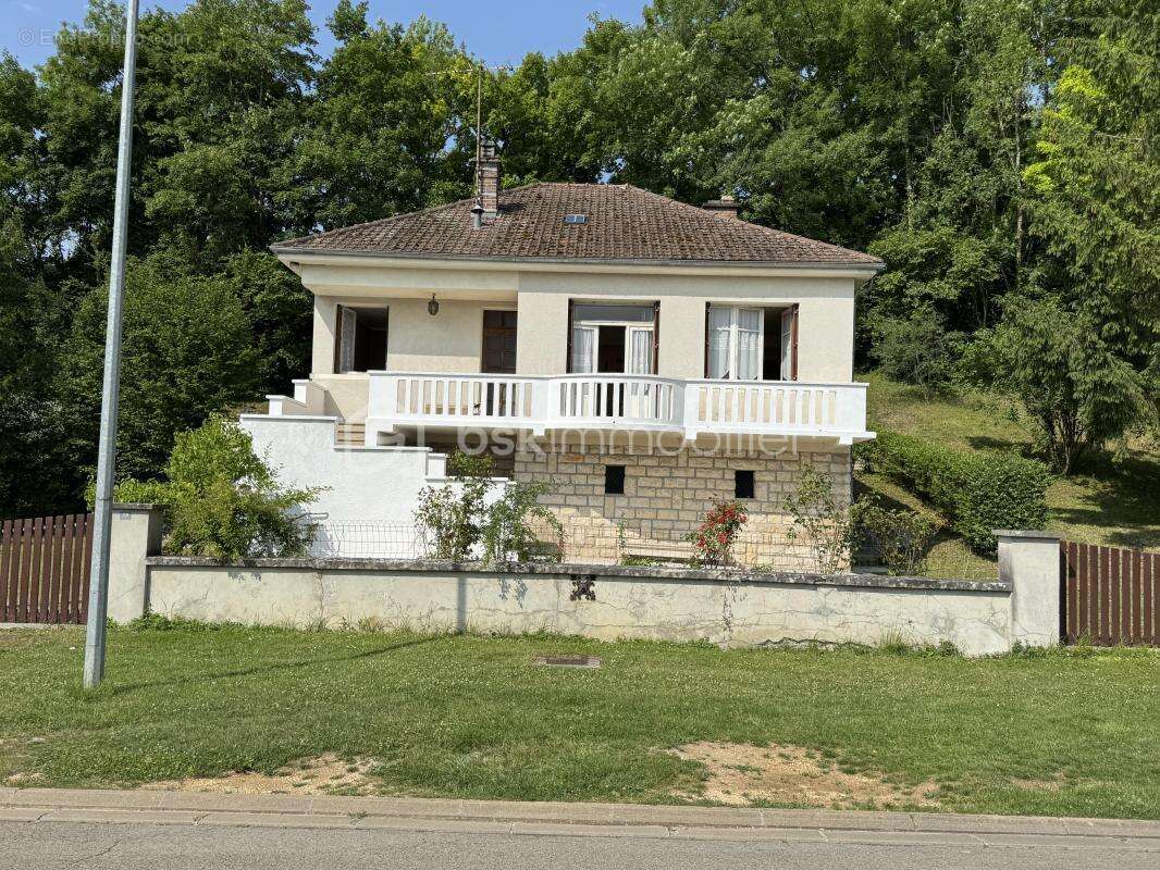 Maison à BAR-SUR-SEINE