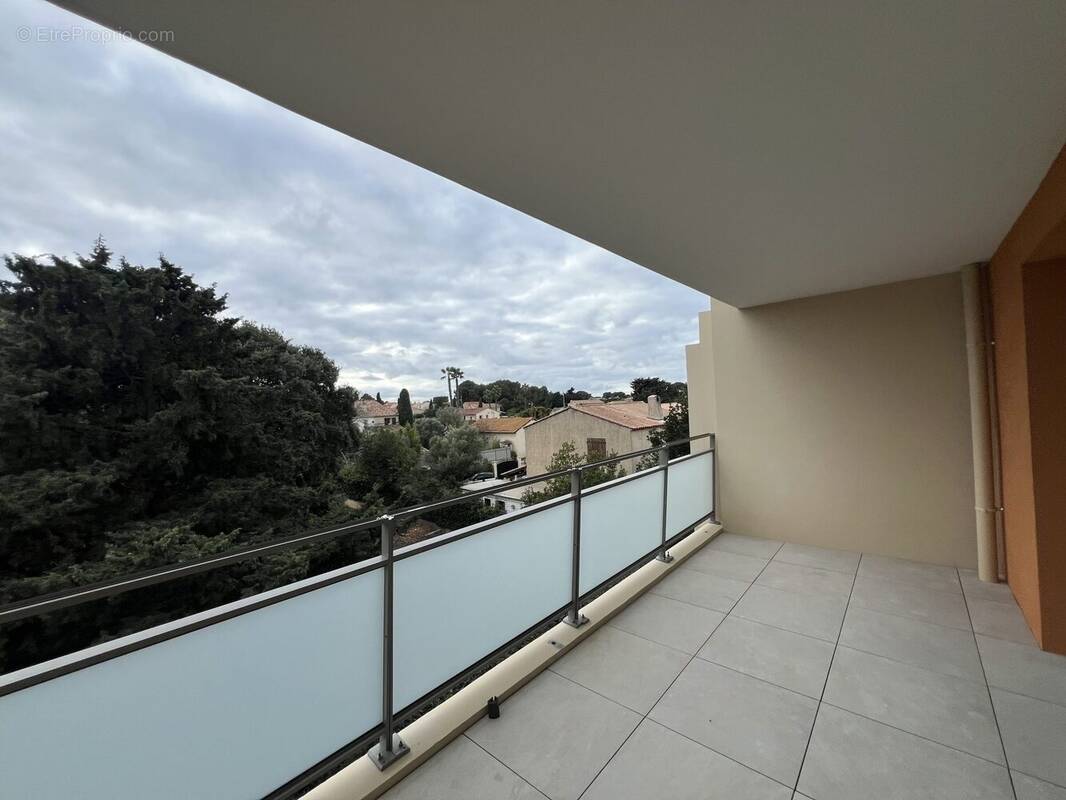 Appartement à SIX-FOURS-LES-PLAGES