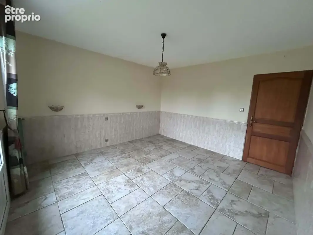 Maison 6 pièces 145 m² à vendre à Essigny-Le-Grand (02690) - photo 8