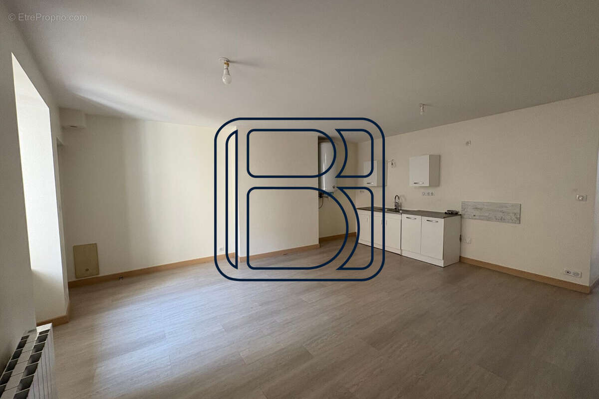 Appartement 63 m² à Ambert  - photo 2