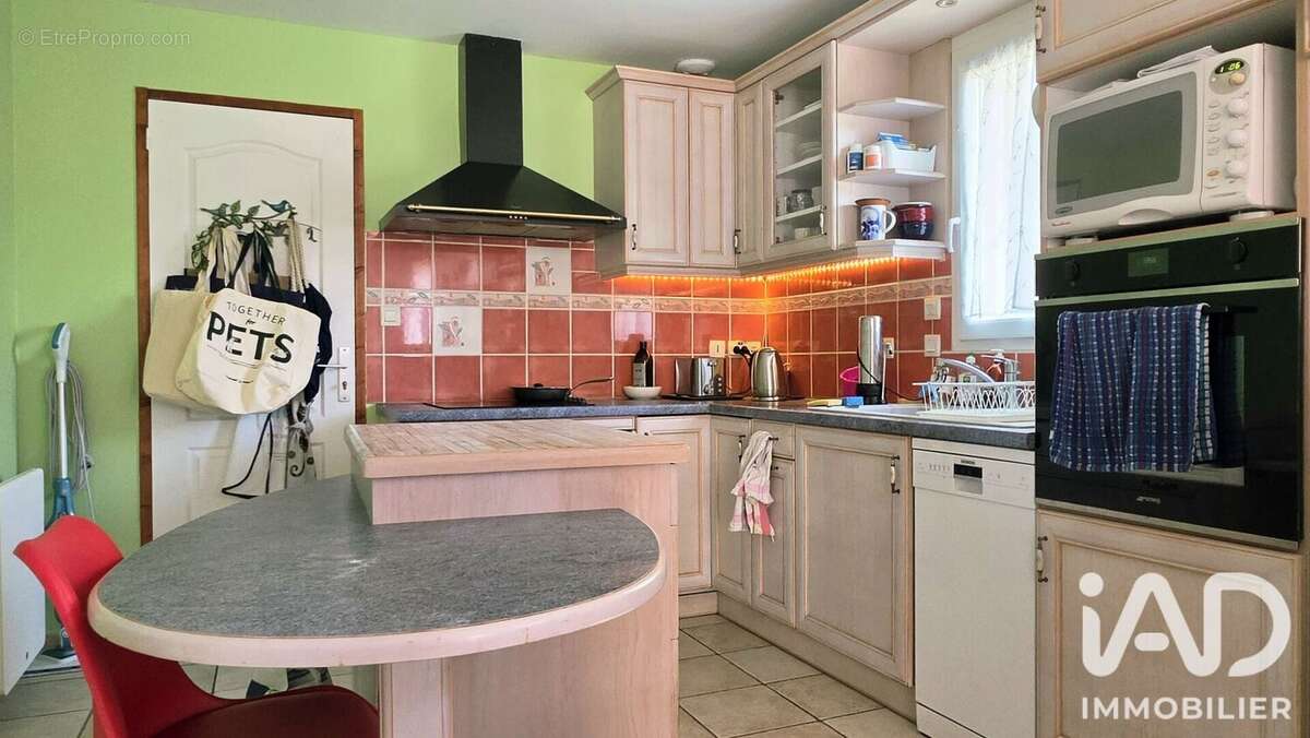 Maison 80 m² à Le Tour-Du-Parc  - photo 6