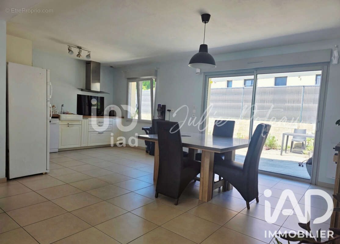 Maison 106 m² à Soissons  - photo 6