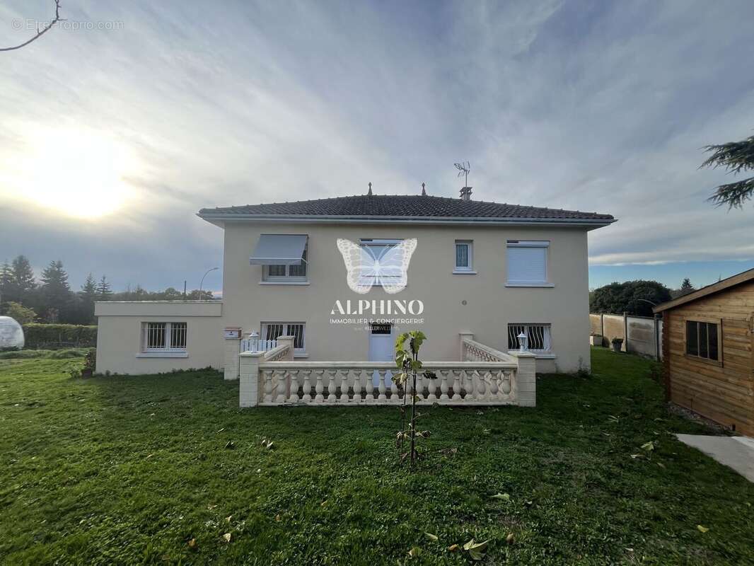 Maison à SAINT-JUNIEN