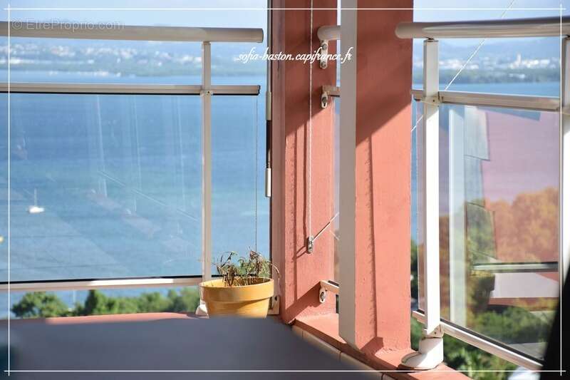 Appartement à LES TROIS-ILETS