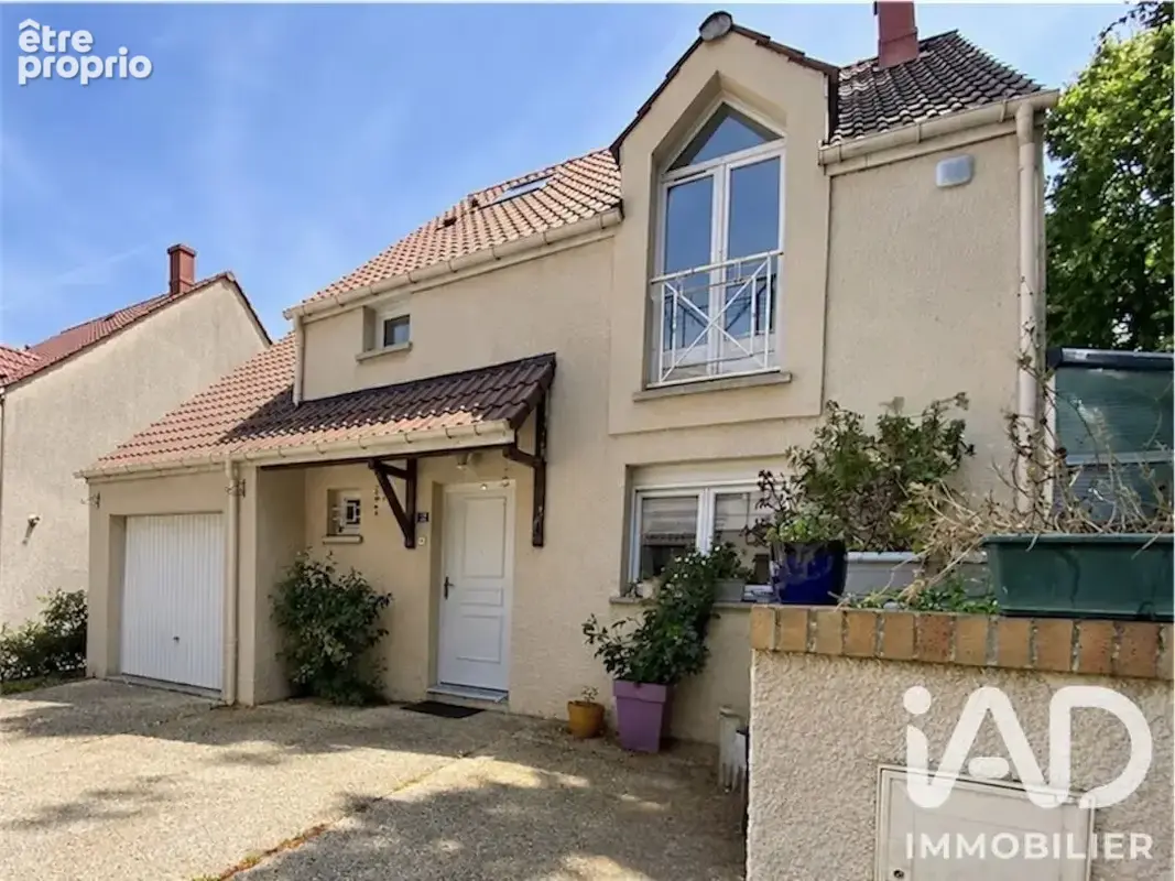 Photo 1 - Maison à VAUREAL
