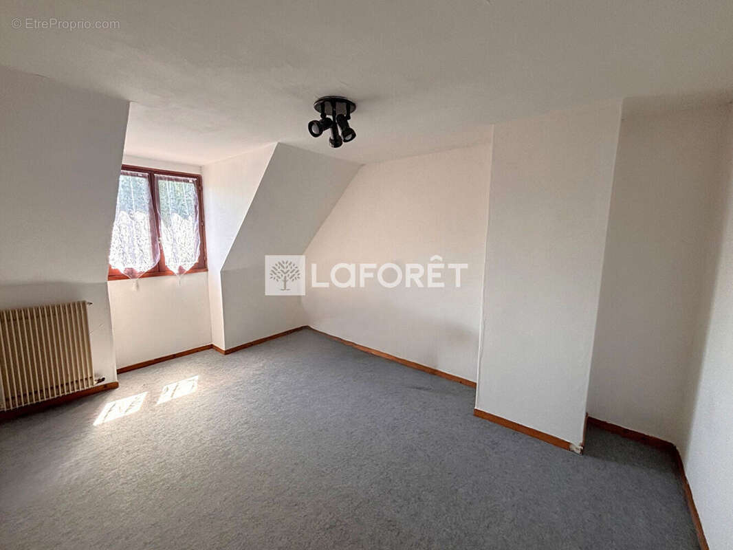 Maison à LES PAVILLONS-SOUS-BOIS