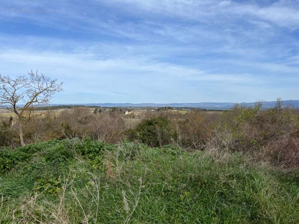 Terrain à CARCASSONNE