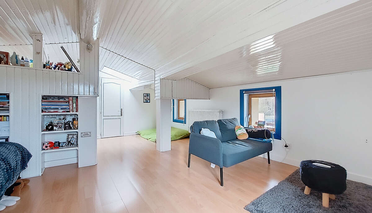 Maison à SAINT-ROMAIN-EN-GIER