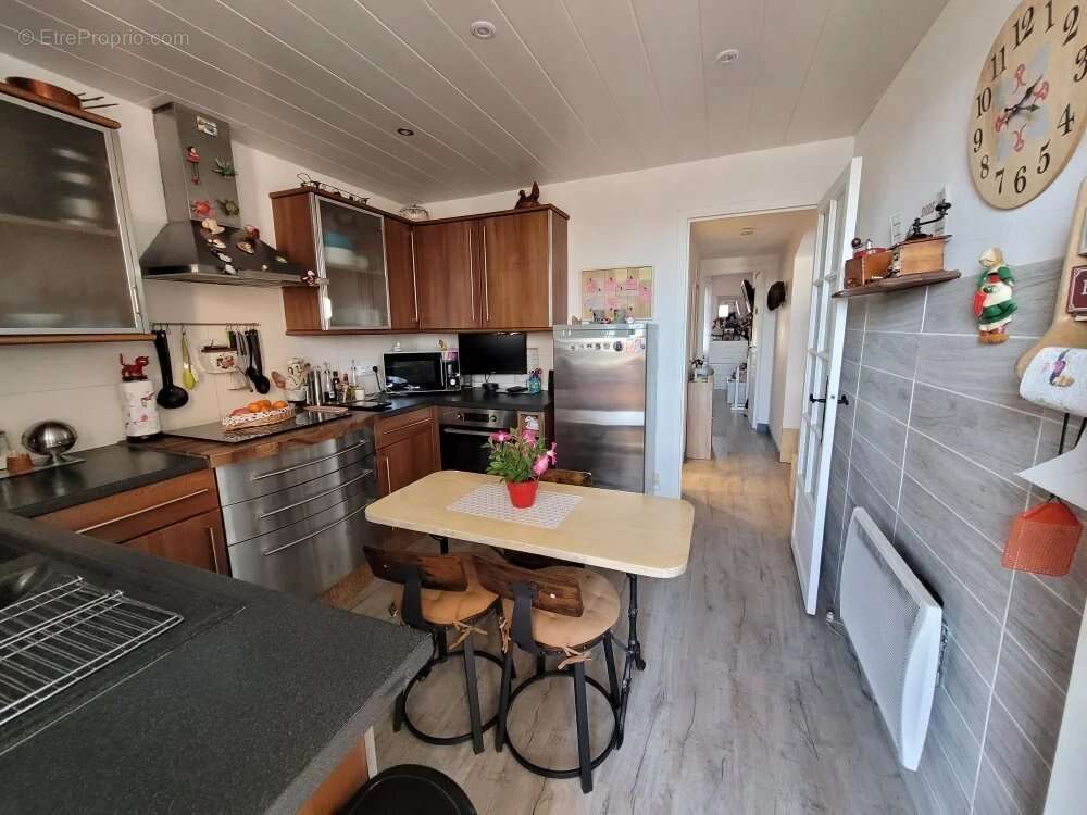 Appartement à PEYMEINADE