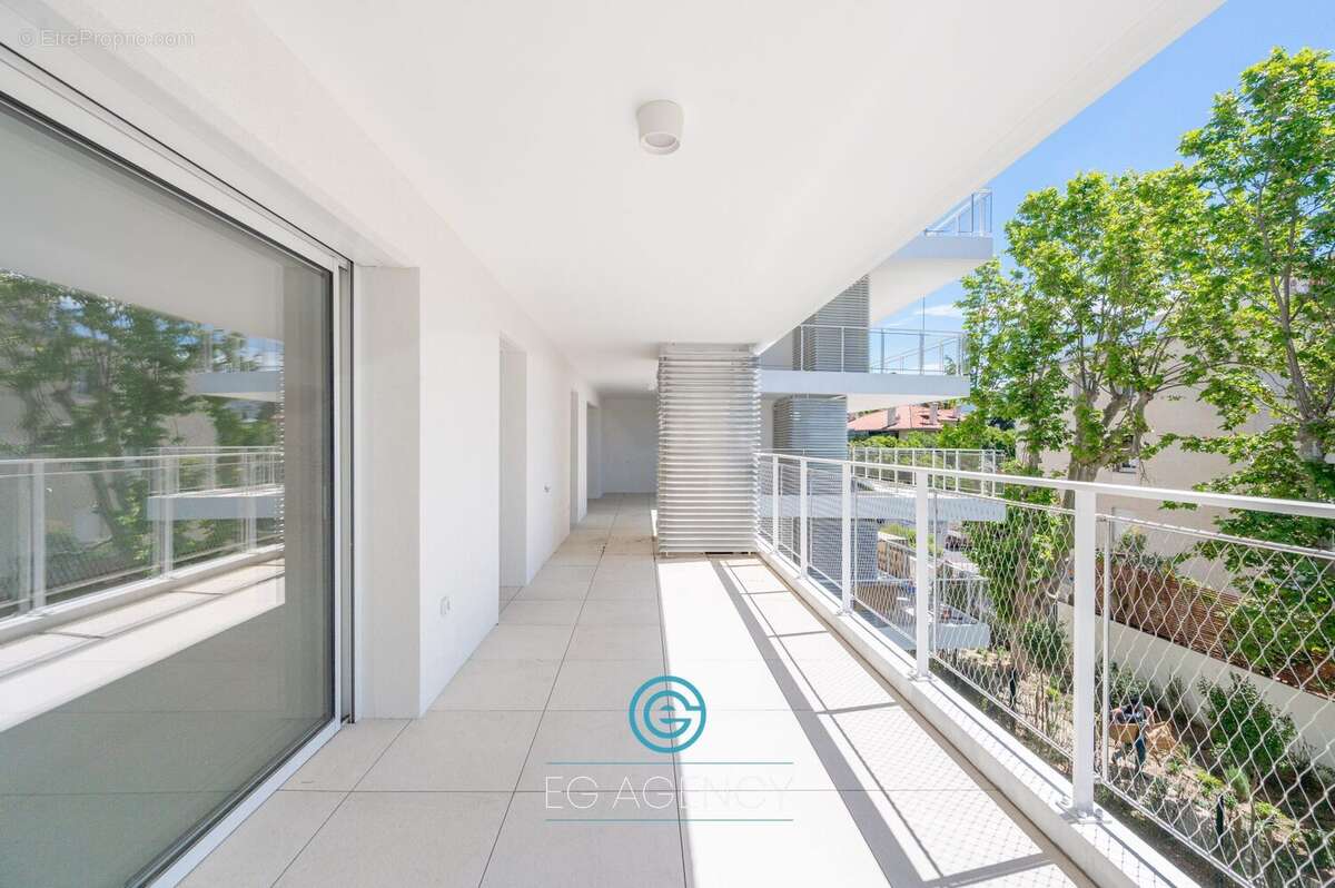Appartement à MARSEILLE-8E
