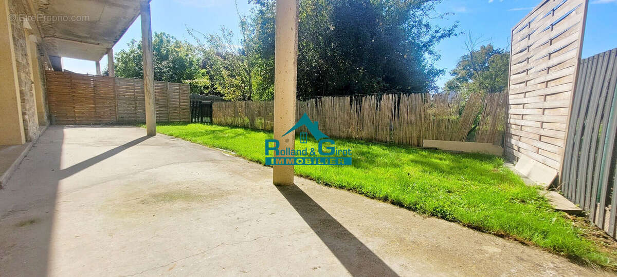 Appartement à SAINT-MEDARD-SUR-ILLE