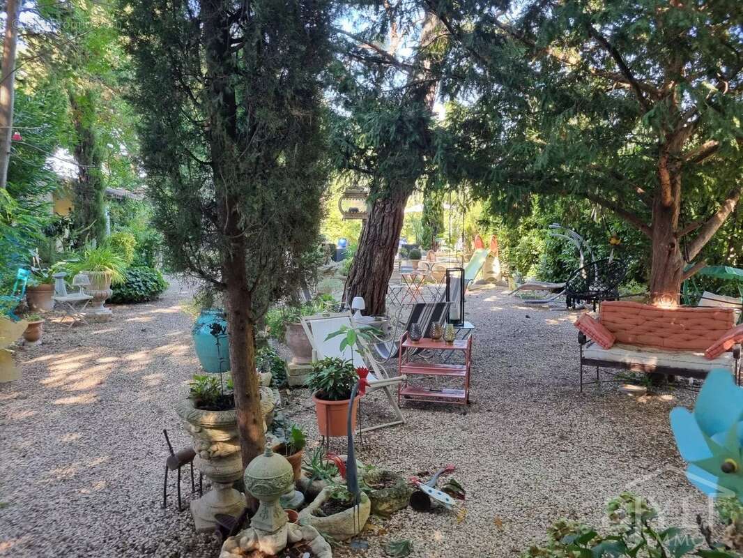 Appartement à EYRAGUES