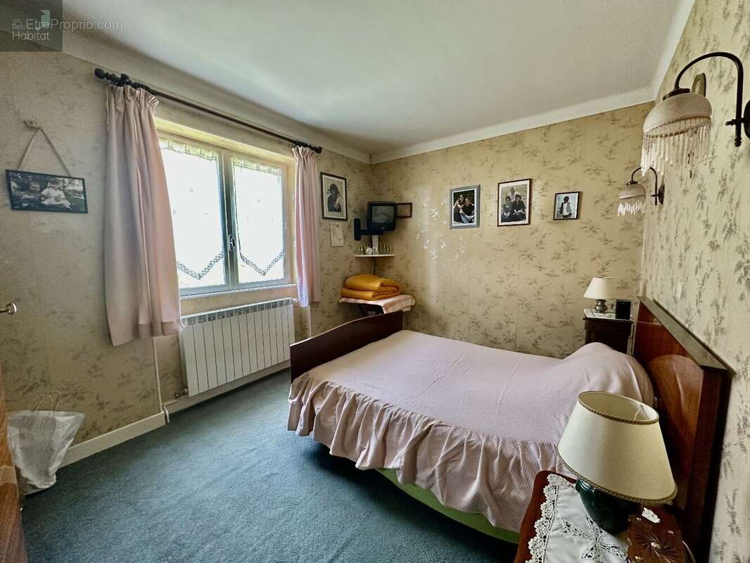 Maison à SEVERAC-LE-CHATEAU