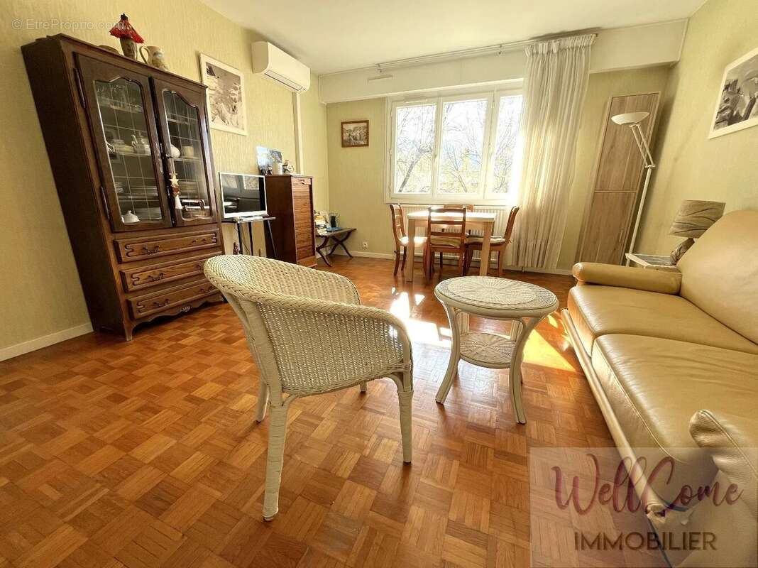 Appartement à AIX-LES-BAINS