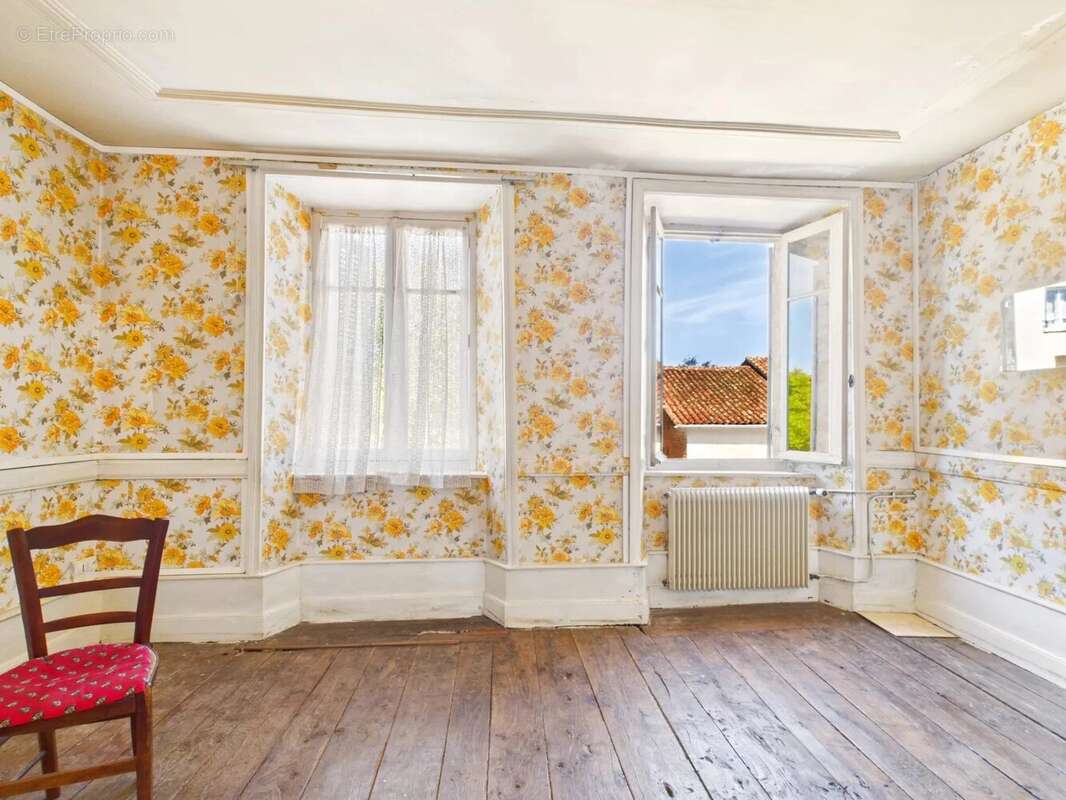 Maison à ROCHECHOUART