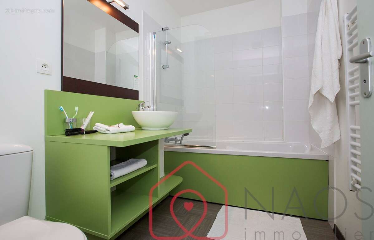 Appartement à GREOUX-LES-BAINS