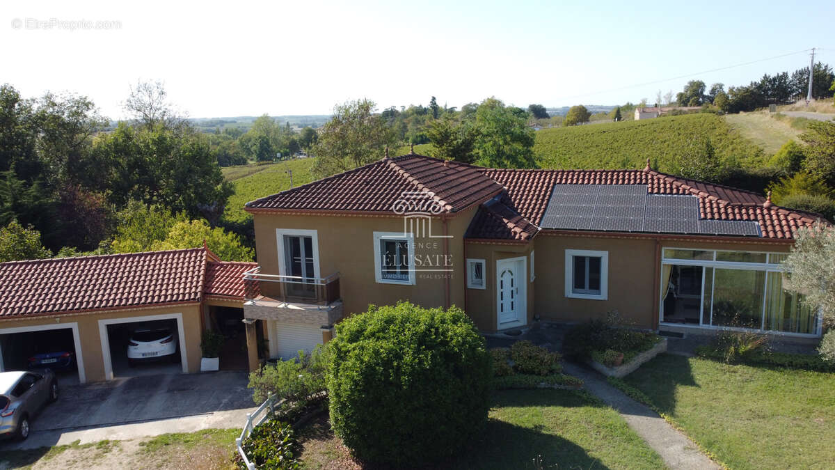 Maison t7 - 163m2 en campagne avec terrain de 4300m2, garage et psicine / proche condom - photo 4