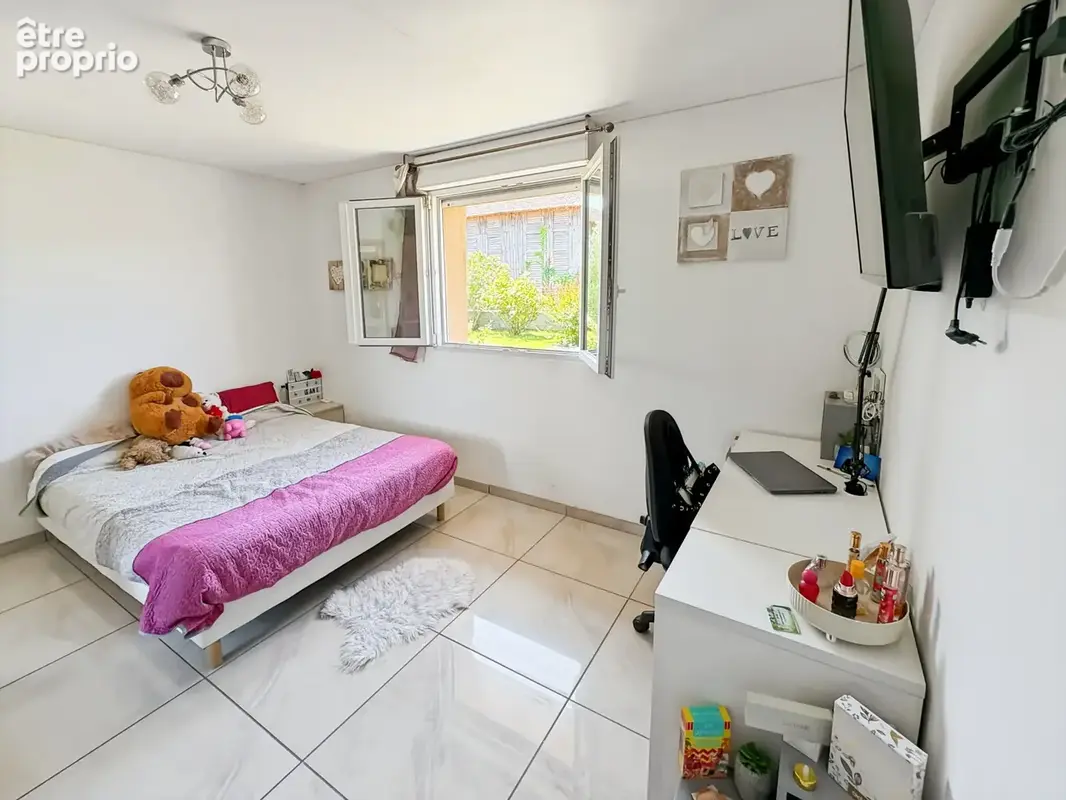 Piscine intérieure chauffée, DPE A et 253 m² habitables à 12 min de Nérac, 1h30 de Bordeaux et Toulouse - photo 13