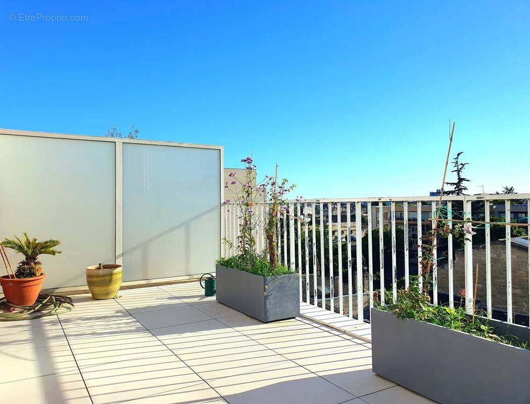 Appartement à BORDEAUX