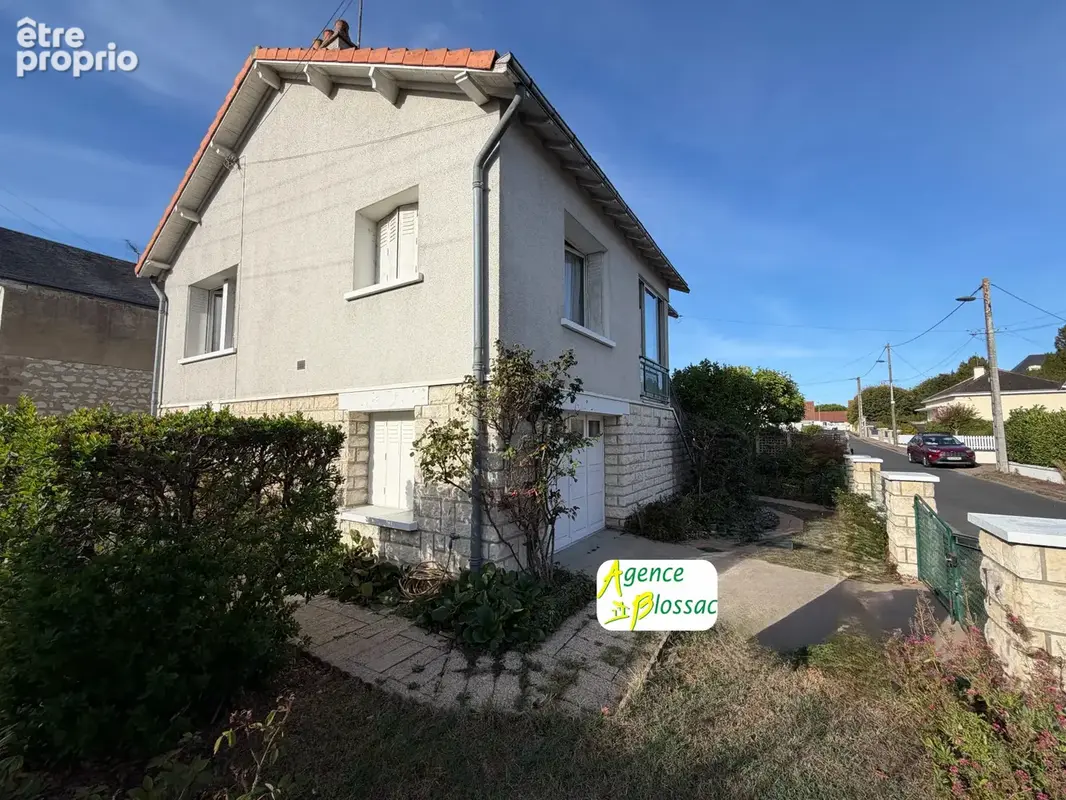 Maison 4 chambres - garage - terrain - photo 11