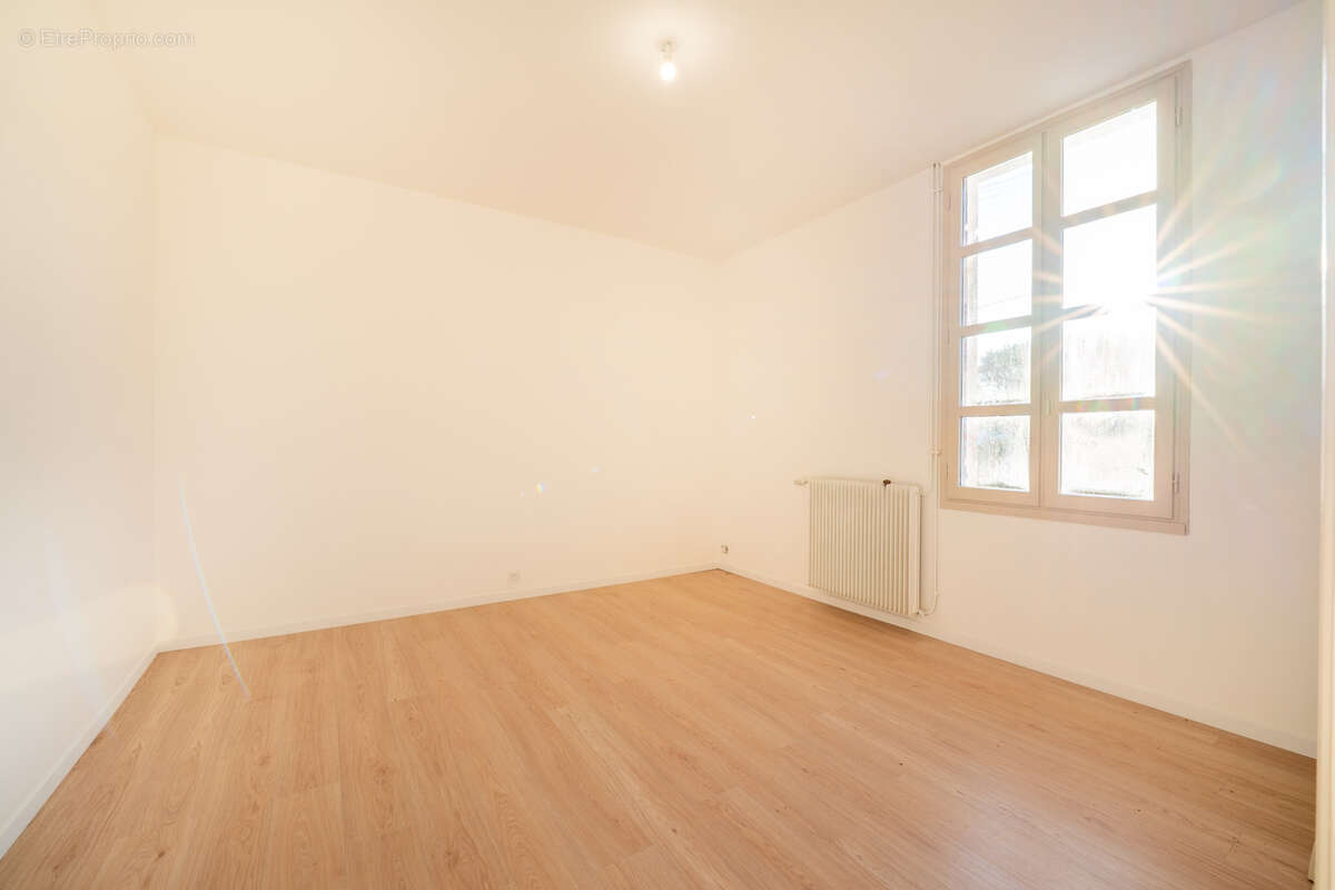 Maison à BELIN-BELIET