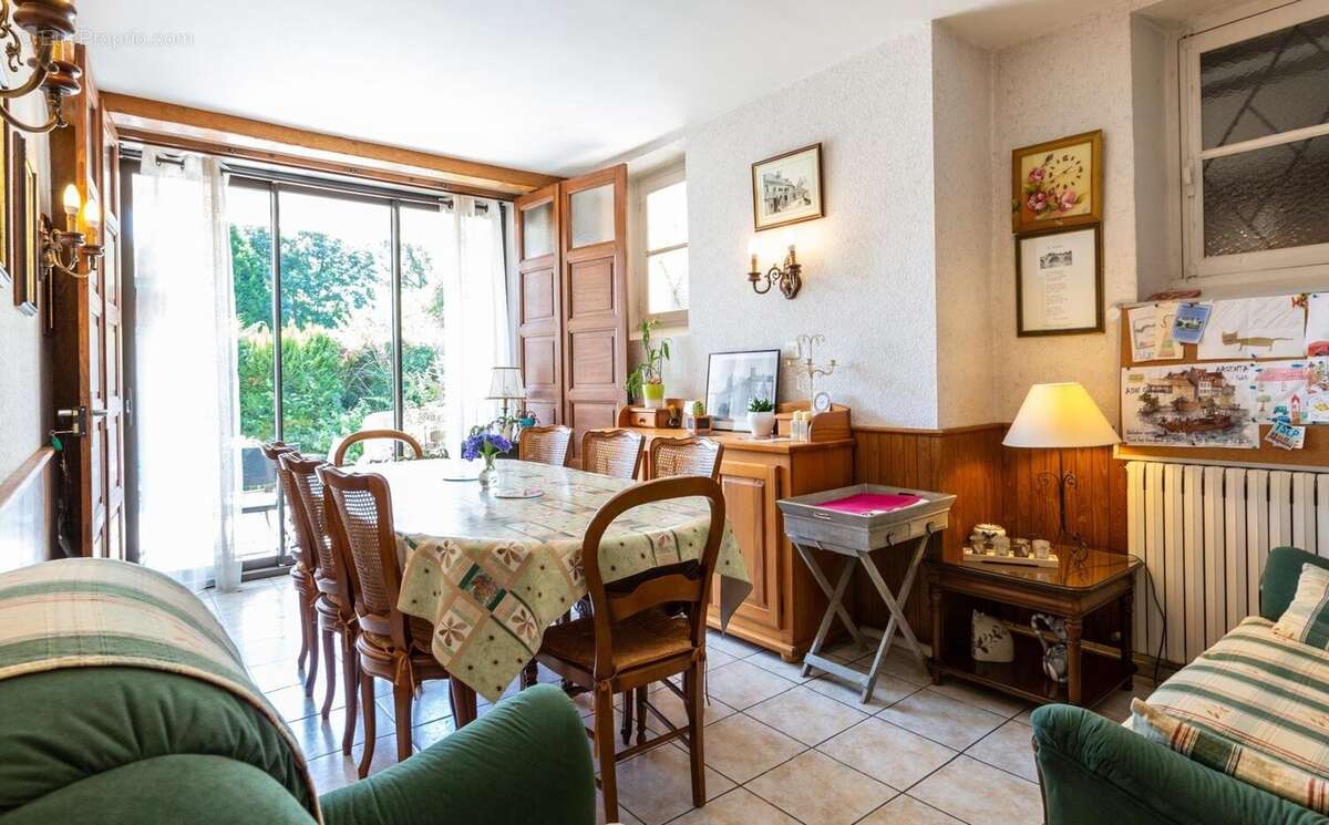 Propriété avec piscine - photo 7