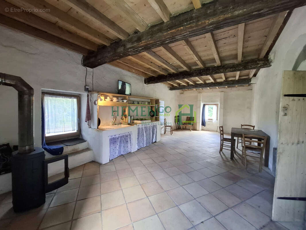 Maison à VIODOS-ABENSE-DE-BAS