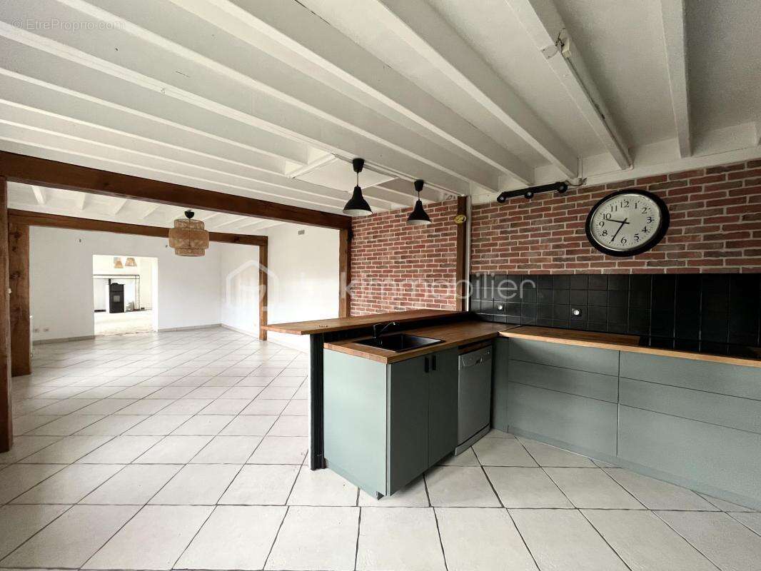 Maison à LA HARENGERE