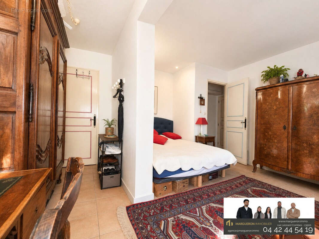 Maison 158 m² à Martigues  - photo 8