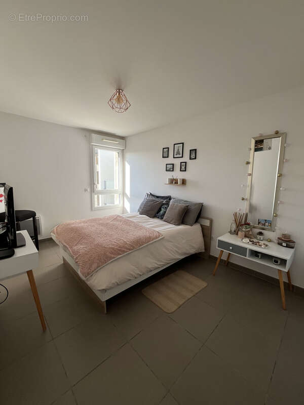 Appartement T3   54 m2   St Jean de Vedas - 2019 - photo 9