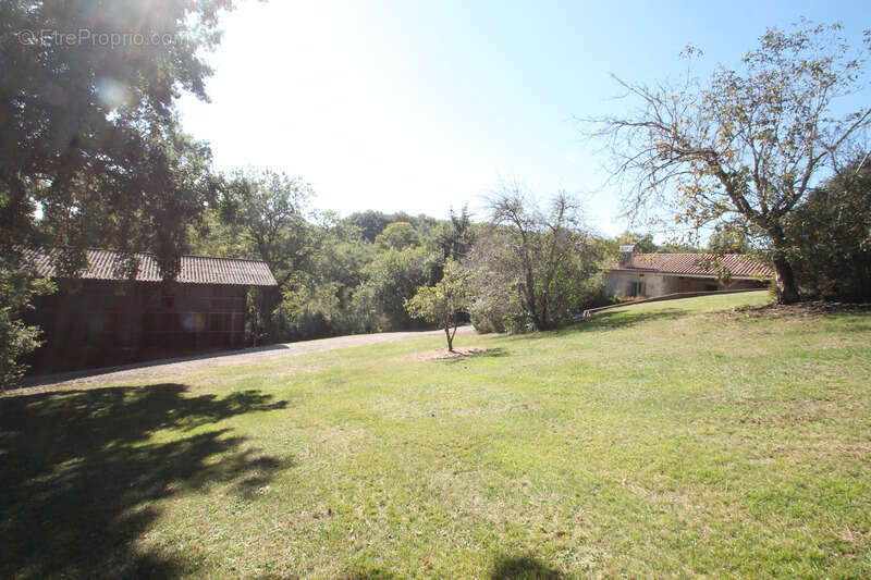 Maison à vendre 4 pièces CASTELNAU SUR GUPIE (47) - photo 2