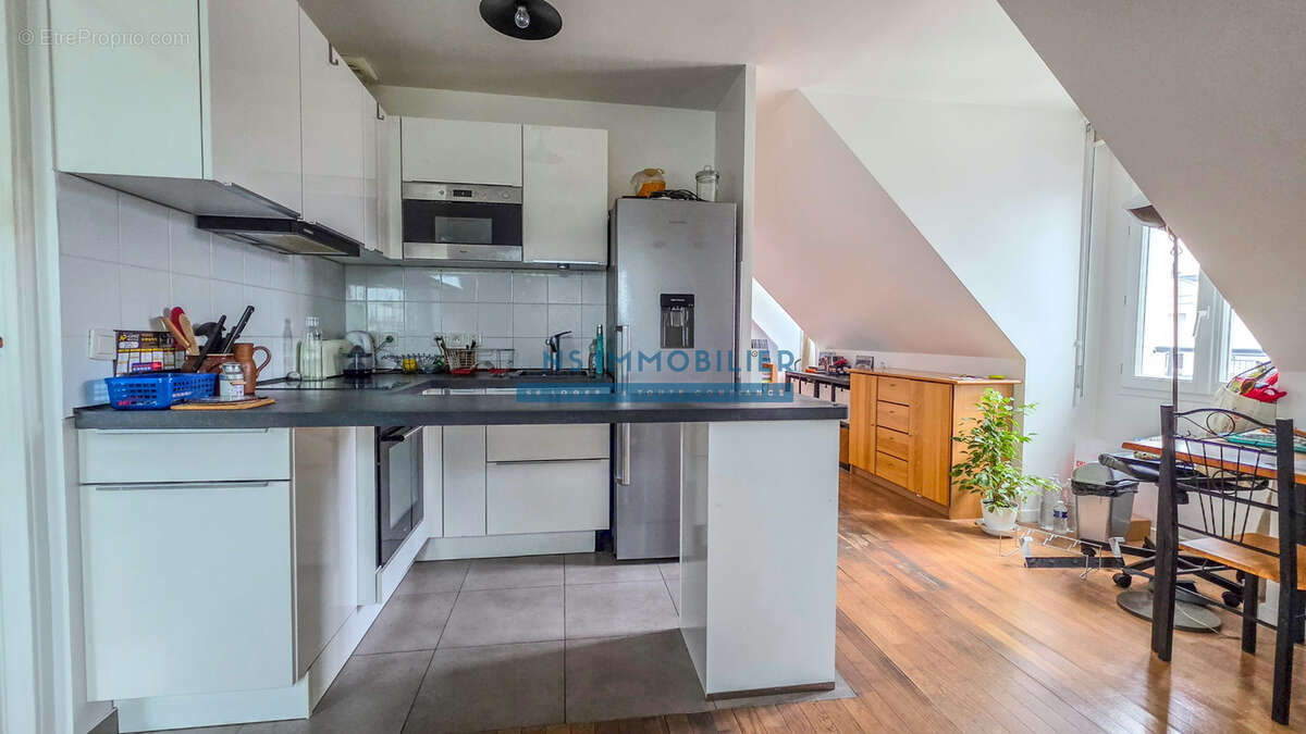 Appartement à HOUILLES