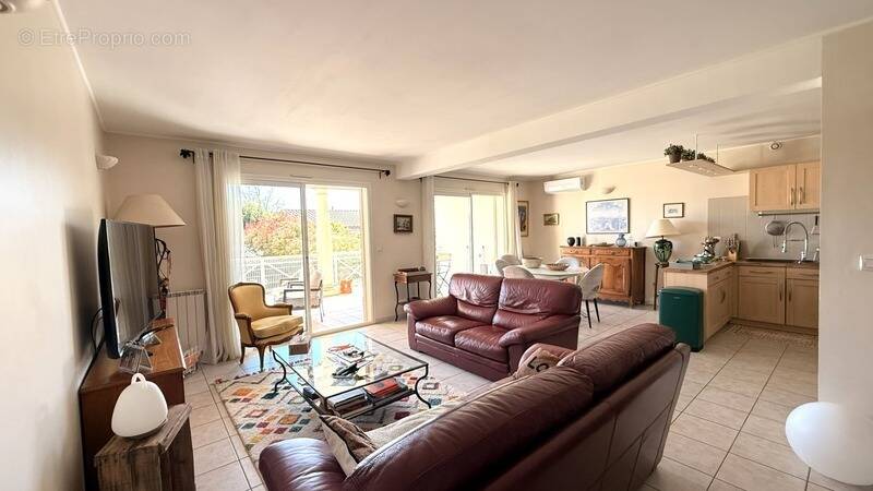 Appartement à CHATEAURENARD