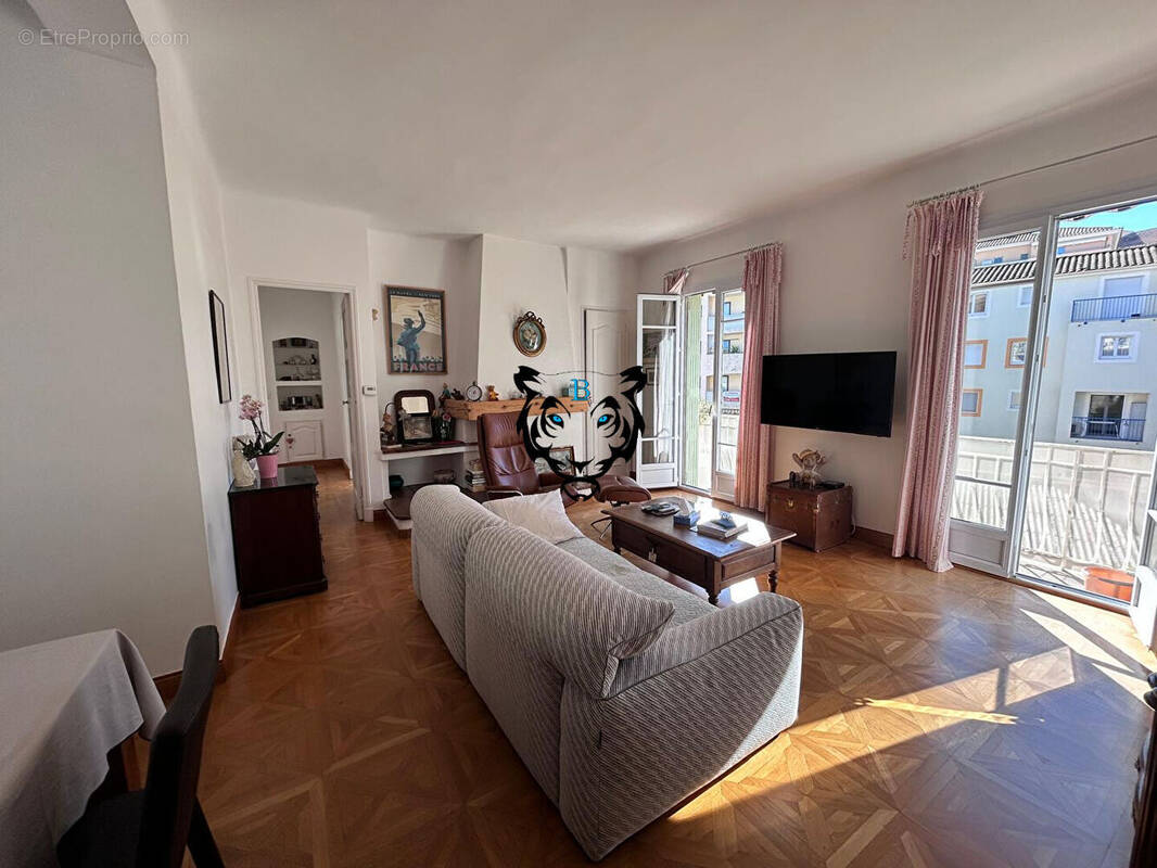 Appartement à SAINT-RAPHAEL