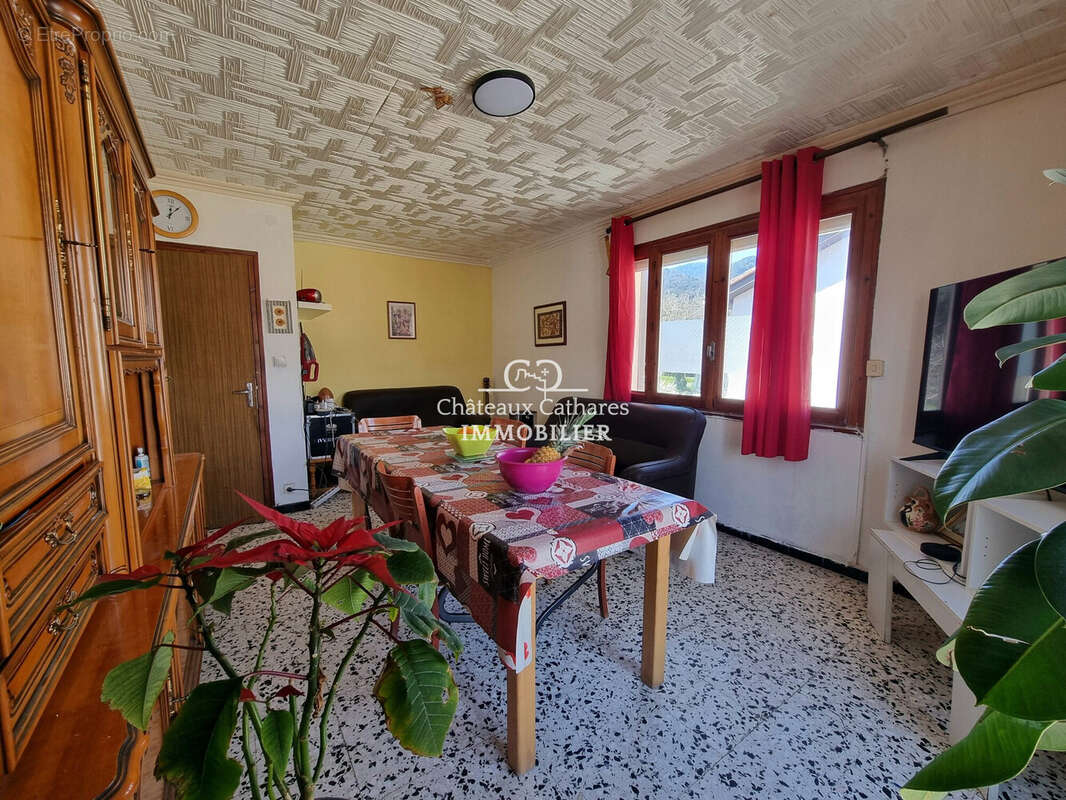 Maison à CAUDIES-DE-FENOUILLEDES