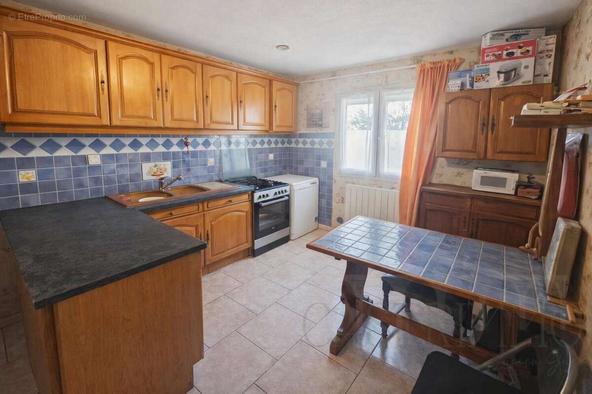 Maison à RESTINCLIERES