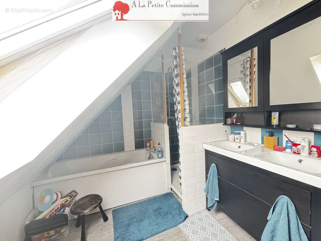 Maison récente à vendre à Sours    4 chambres - photo 13
