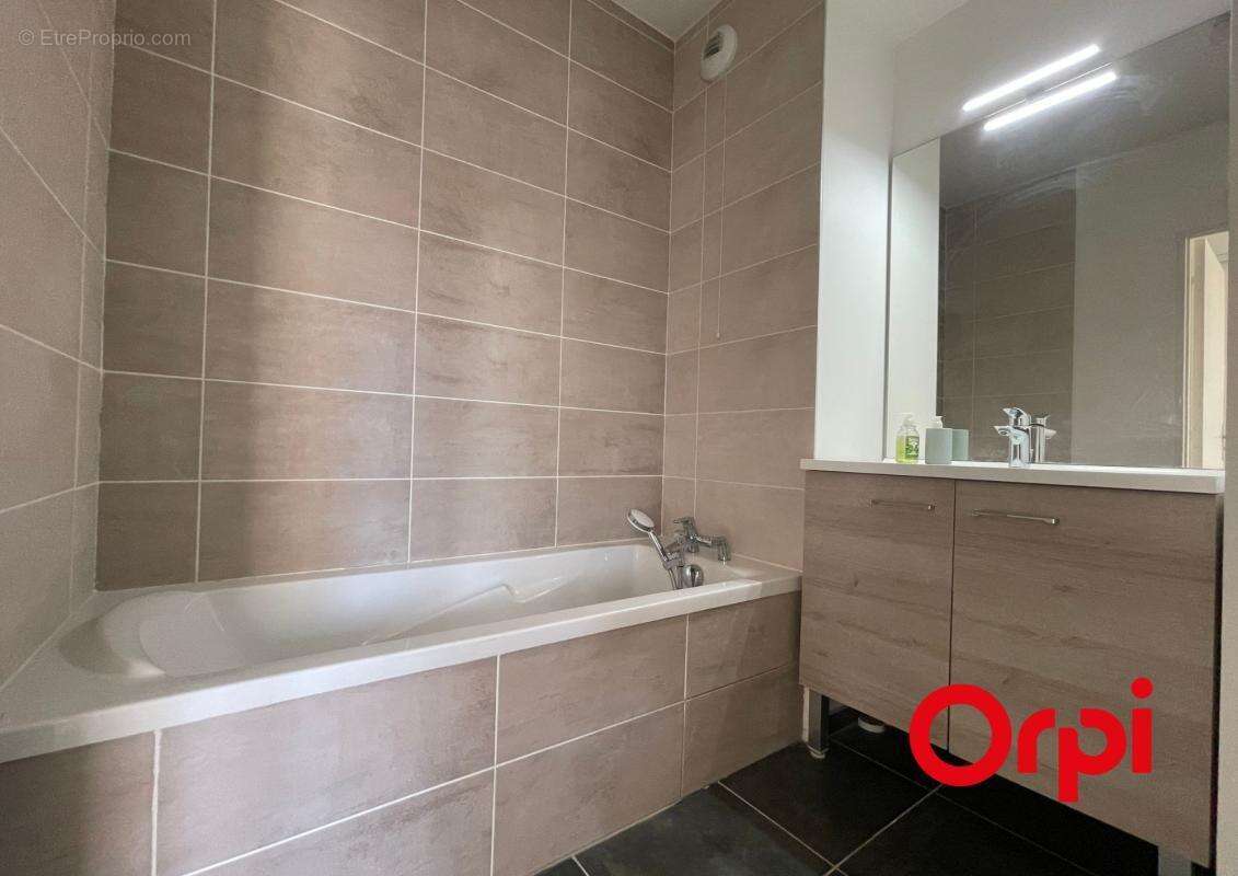 Appartement à VILLEURBANNE