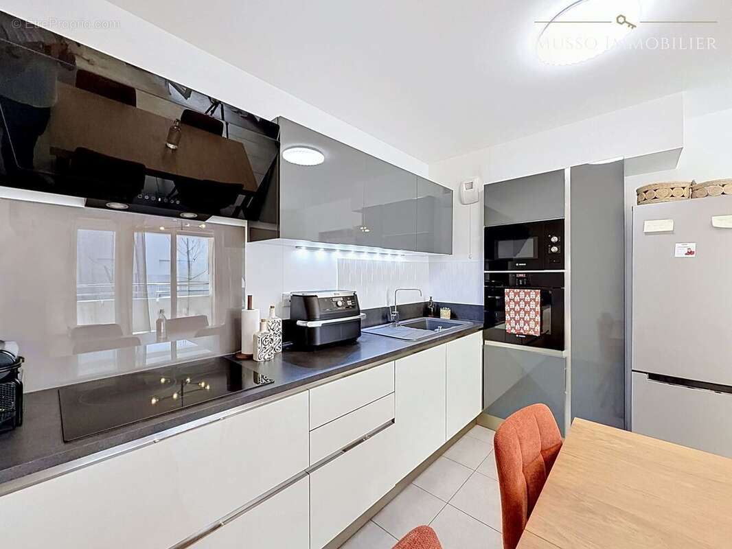 Appartement 50 m² à Marseille-11e  - photo 5