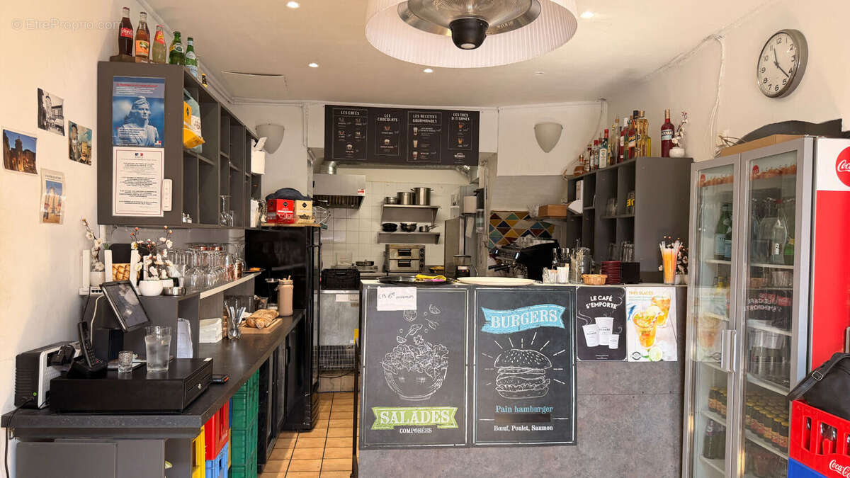 A vendre fonds de commerce bar-brasserie-glacier 96 m2 licence iv idealement situe dans le centre de hyeres - photo 9