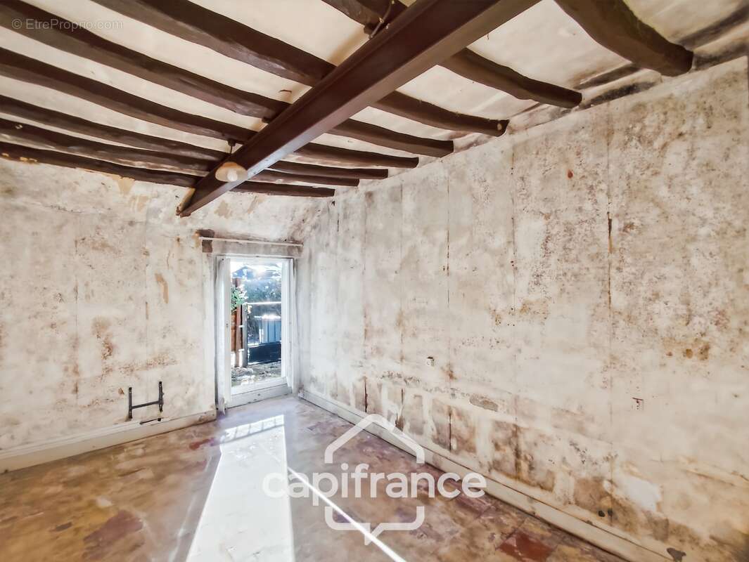 Maison à vendre 3 pièces EPUISAY (41)  -  terrain 330 m²  - - photo 16