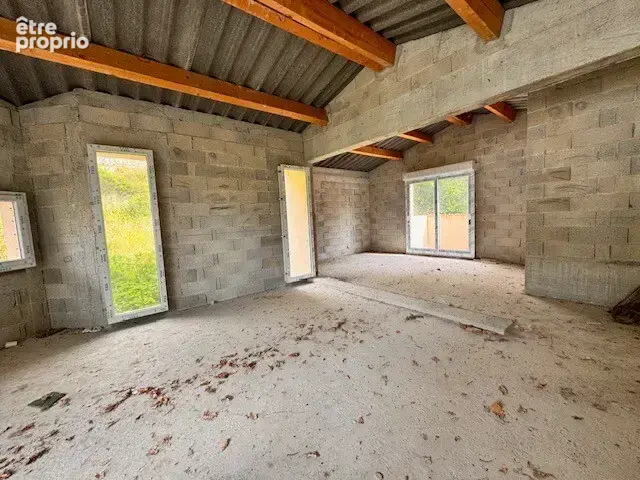 Villa Neuve 84 m2 à terminer sur 400 m2 - Bendejun - - photo 3